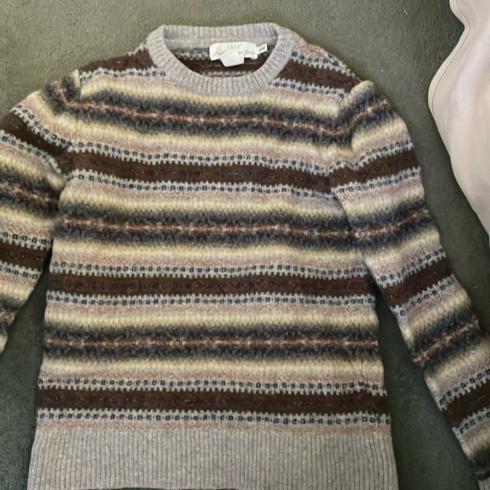 H&M discontinued sweater